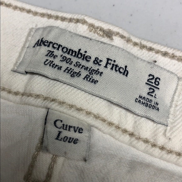 ABERCROMBIE & FITCH WHITE 90s ULTRA HIGH-RISE STRAIGHT JEANS 2/26x31 ⭐️ - Picture 2 of 14